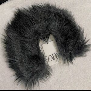 Zara Faux Fur Collar in Black